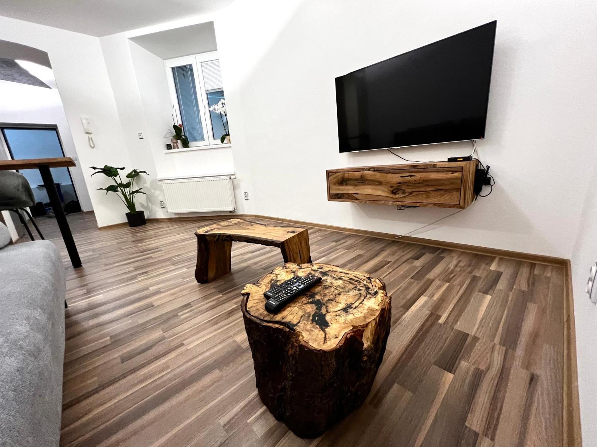 Palackeho Lobby Apartment オロモウツ エクステリア 写真